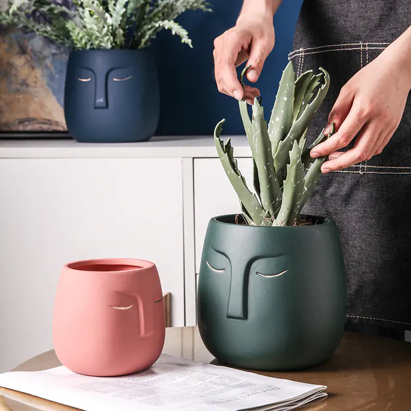 Orcus – ceramic vase