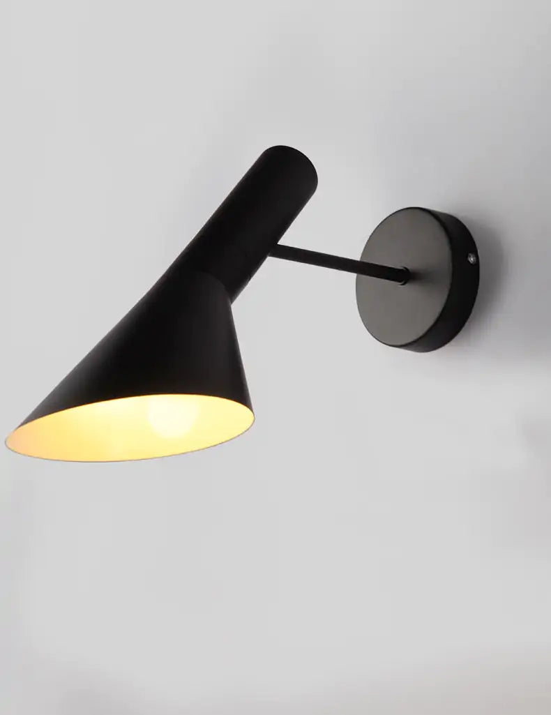 Solice — wall lamp