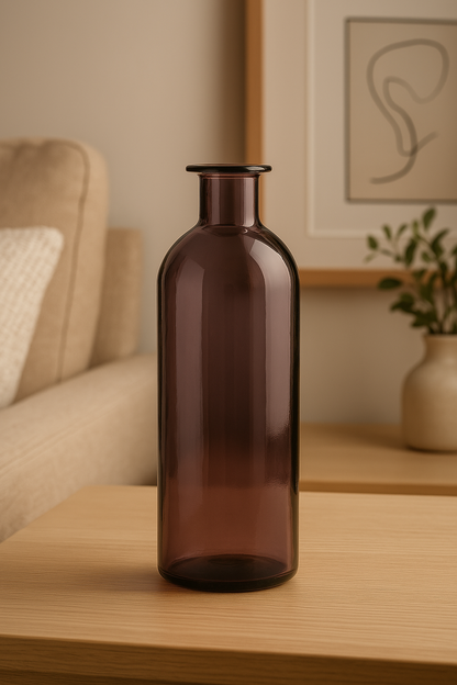 Clara — a glass vase
