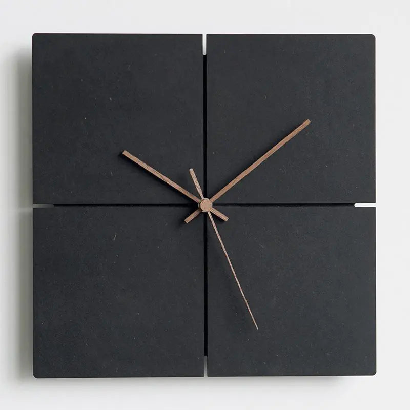 Skadi – wall clock