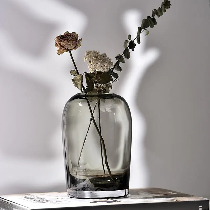 Lysandra — a glass vase
