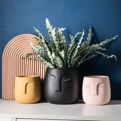 Orcus – ceramic vase
